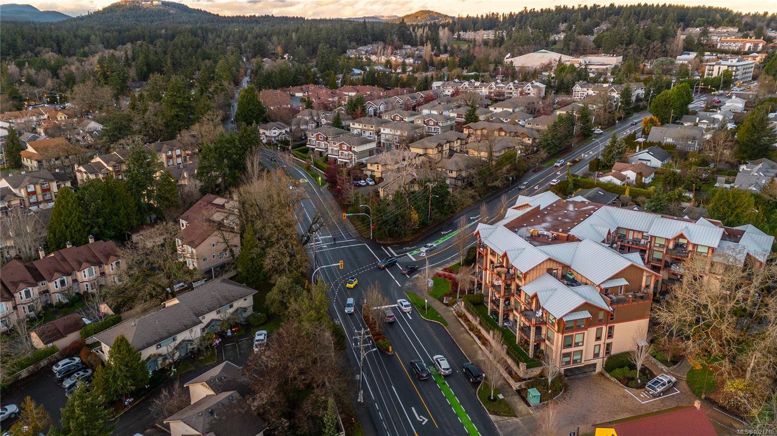 Saanich, BC V8Z 3G3,4529 West Saanich Rd #103