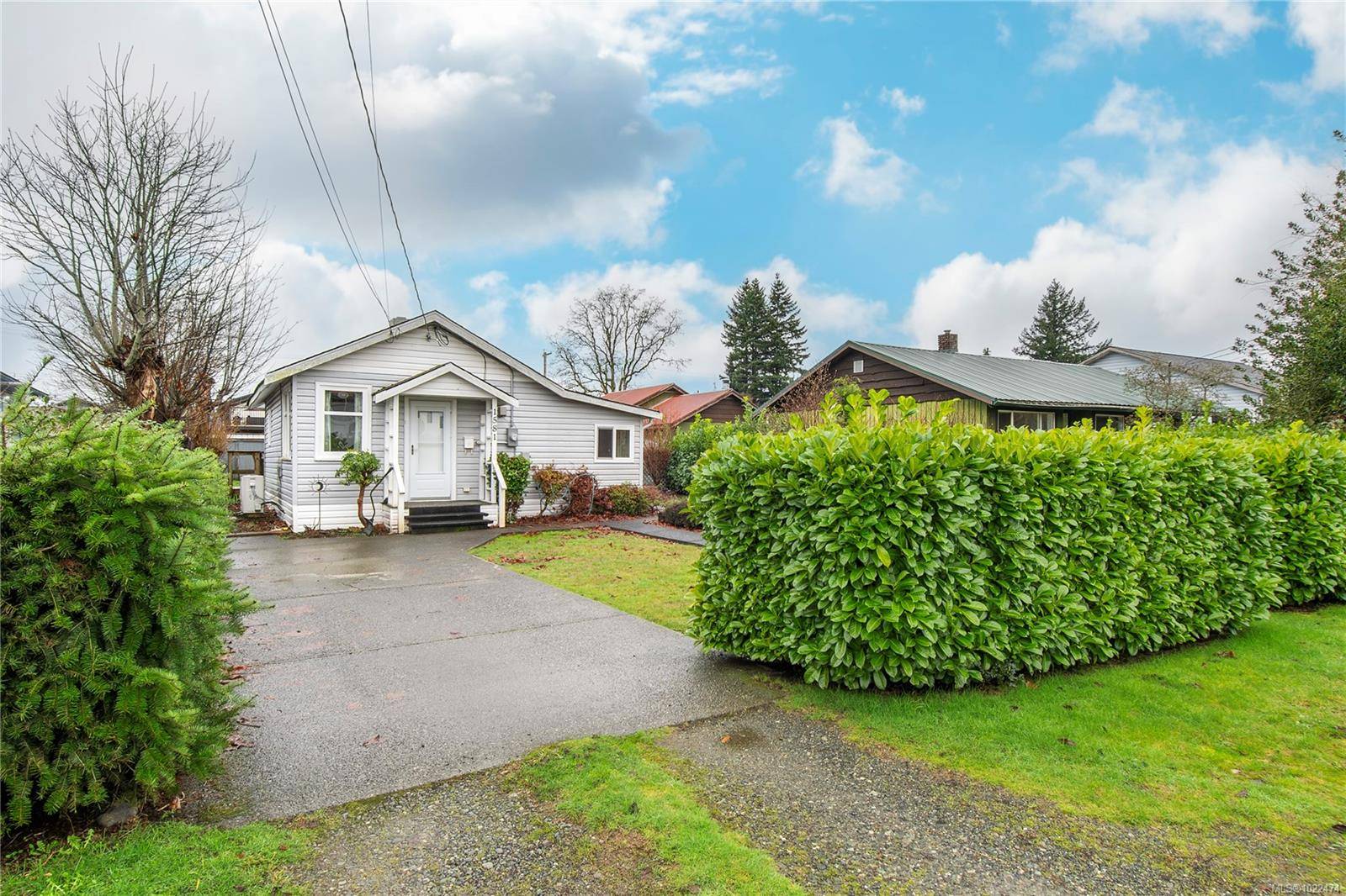 Campbell River, BC V9W 4N1,1581 20th Ave