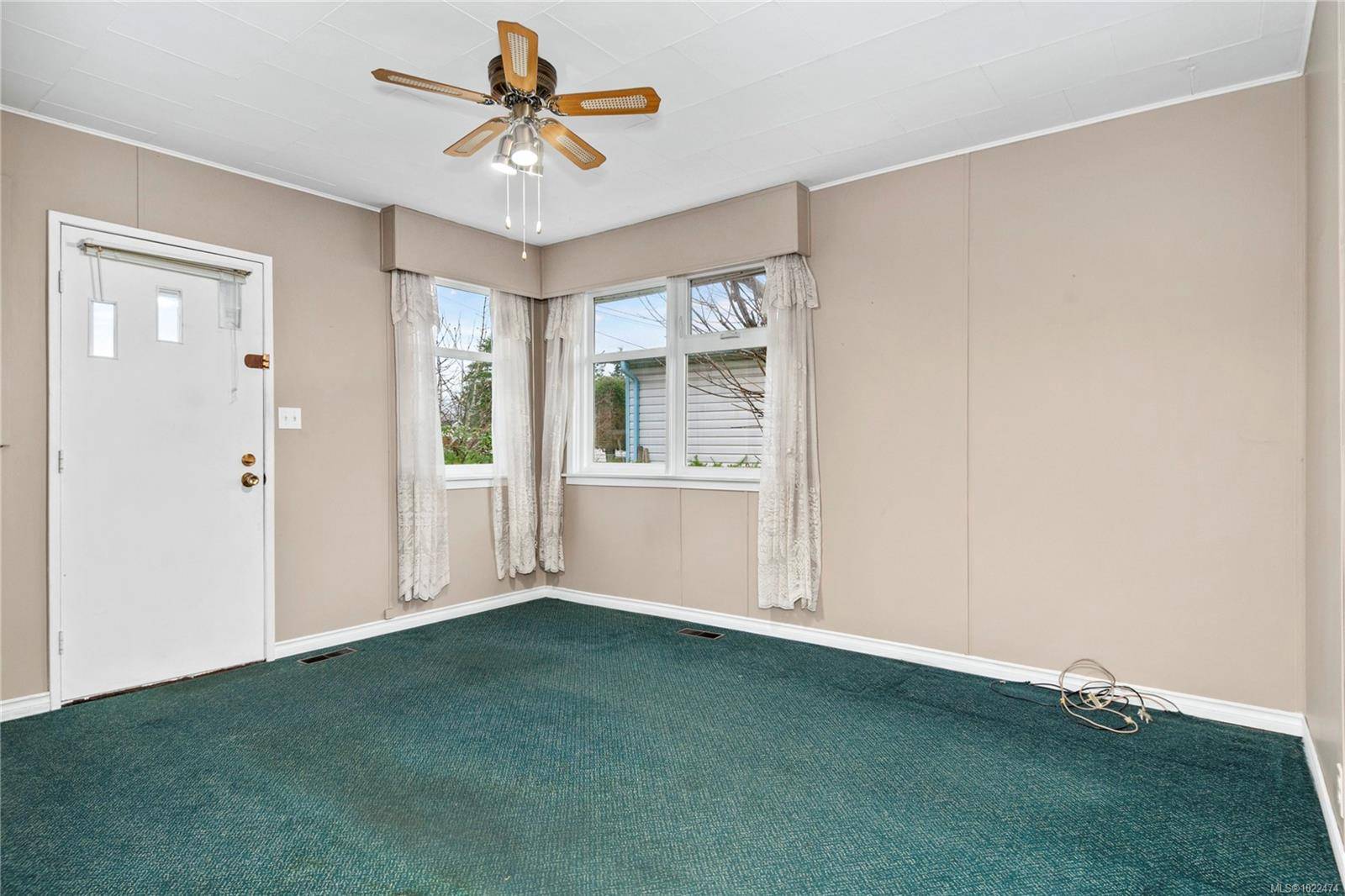 Campbell River, BC V9W 4N1,1581 20th Ave