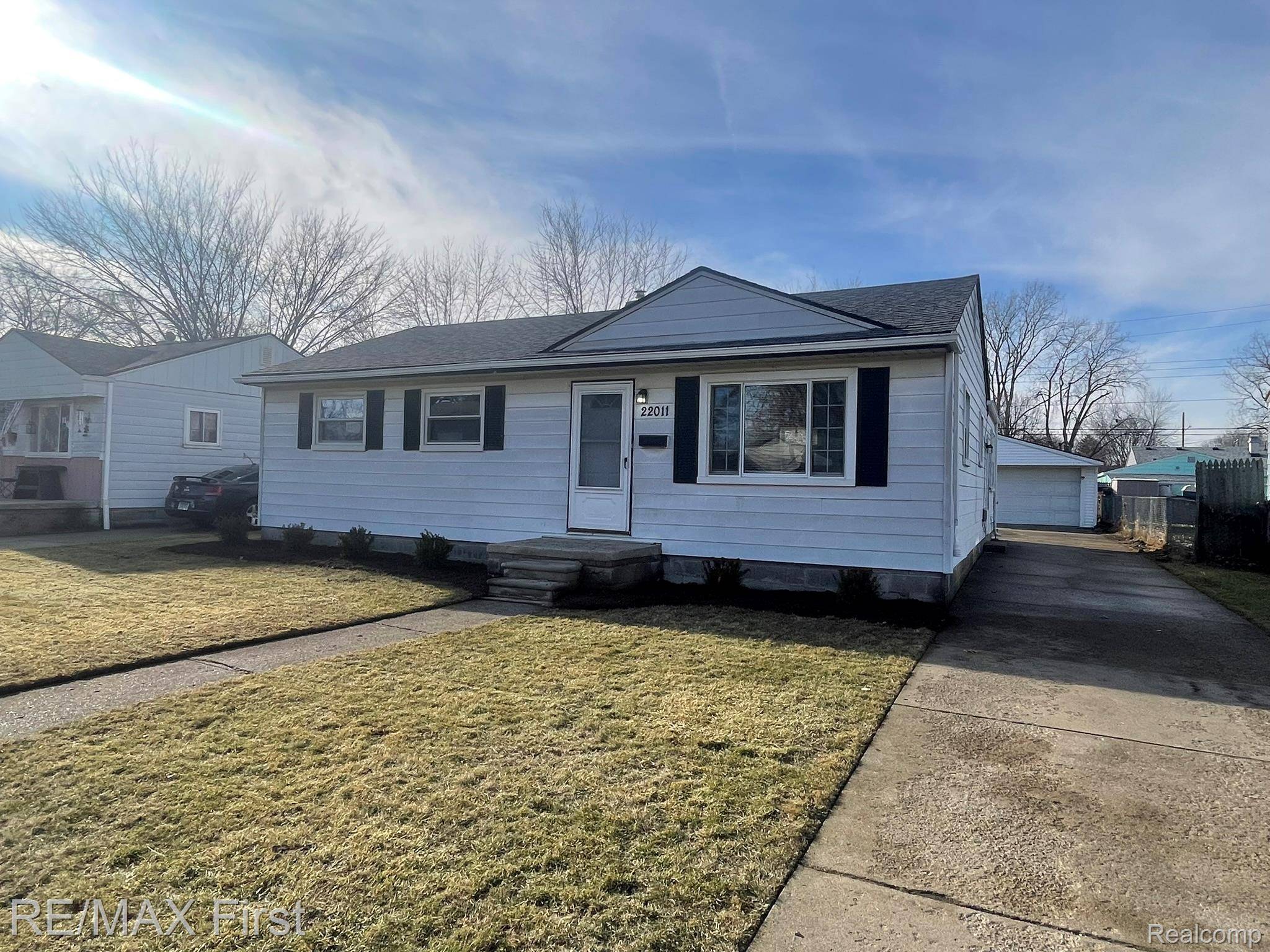 Warren, MI 48091,22011 Masch AVE