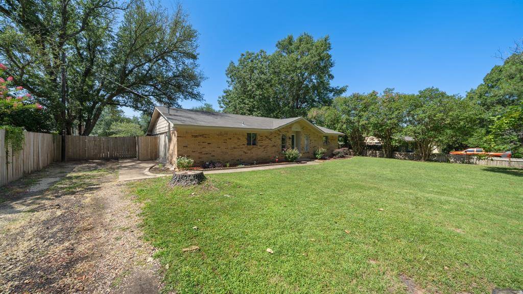 1399 vz county road 1803, Grand Saline, TX 75140