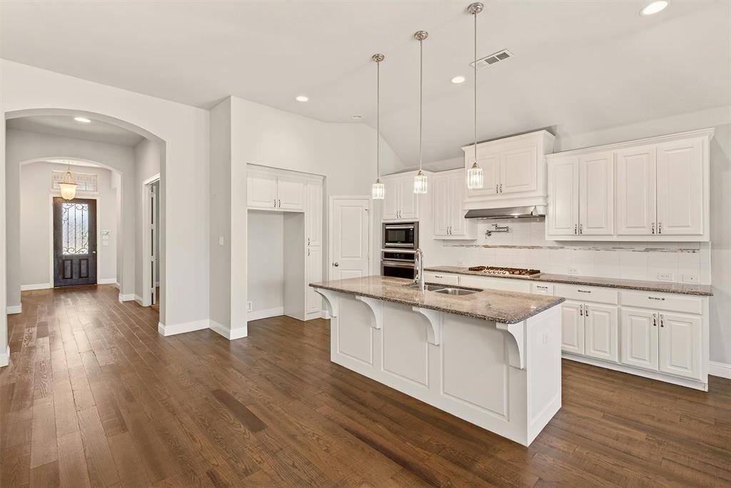 Forney, TX 75126,1884 Knoxbridge Road