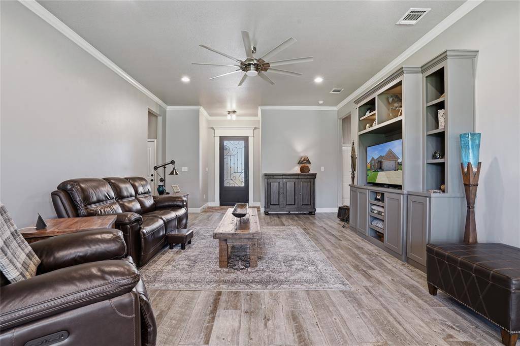 Granbury, TX 76048,5007 Terlingua Drive