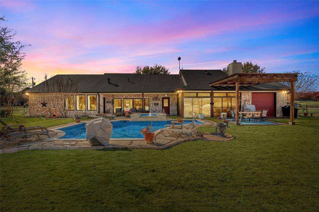 Whitney, TX 76692,22074 Shady Grove Court