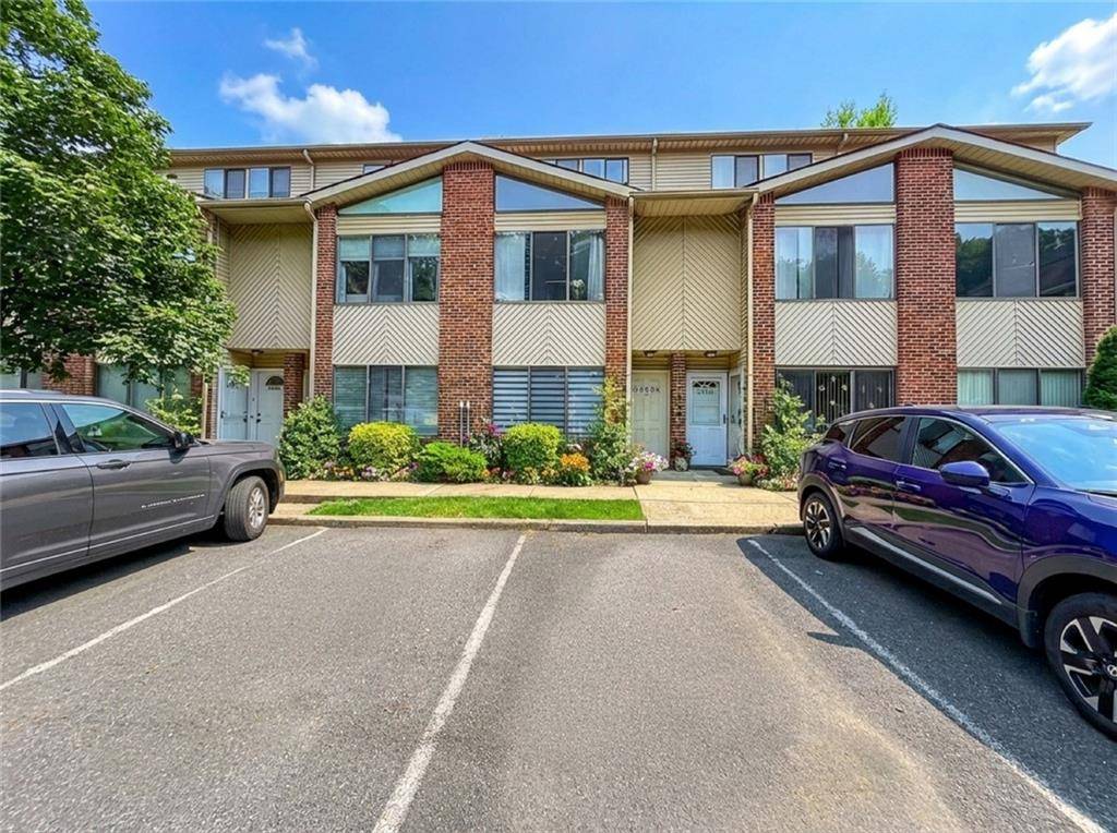 Staten  Island, NY 10306,3438 Amboy RD #A