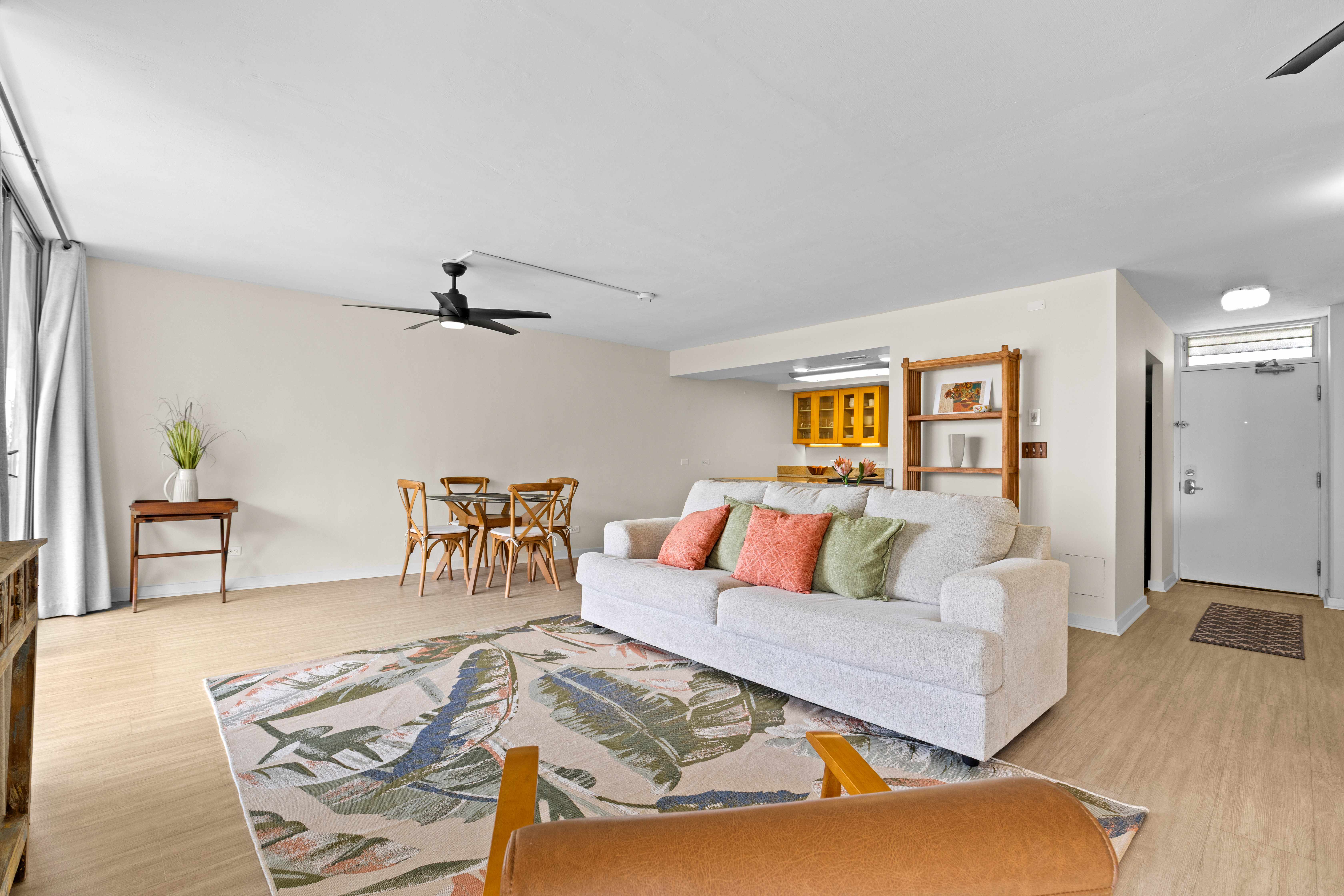 Hilo, HI 96720,2405 KALANIANAOLE ST #503