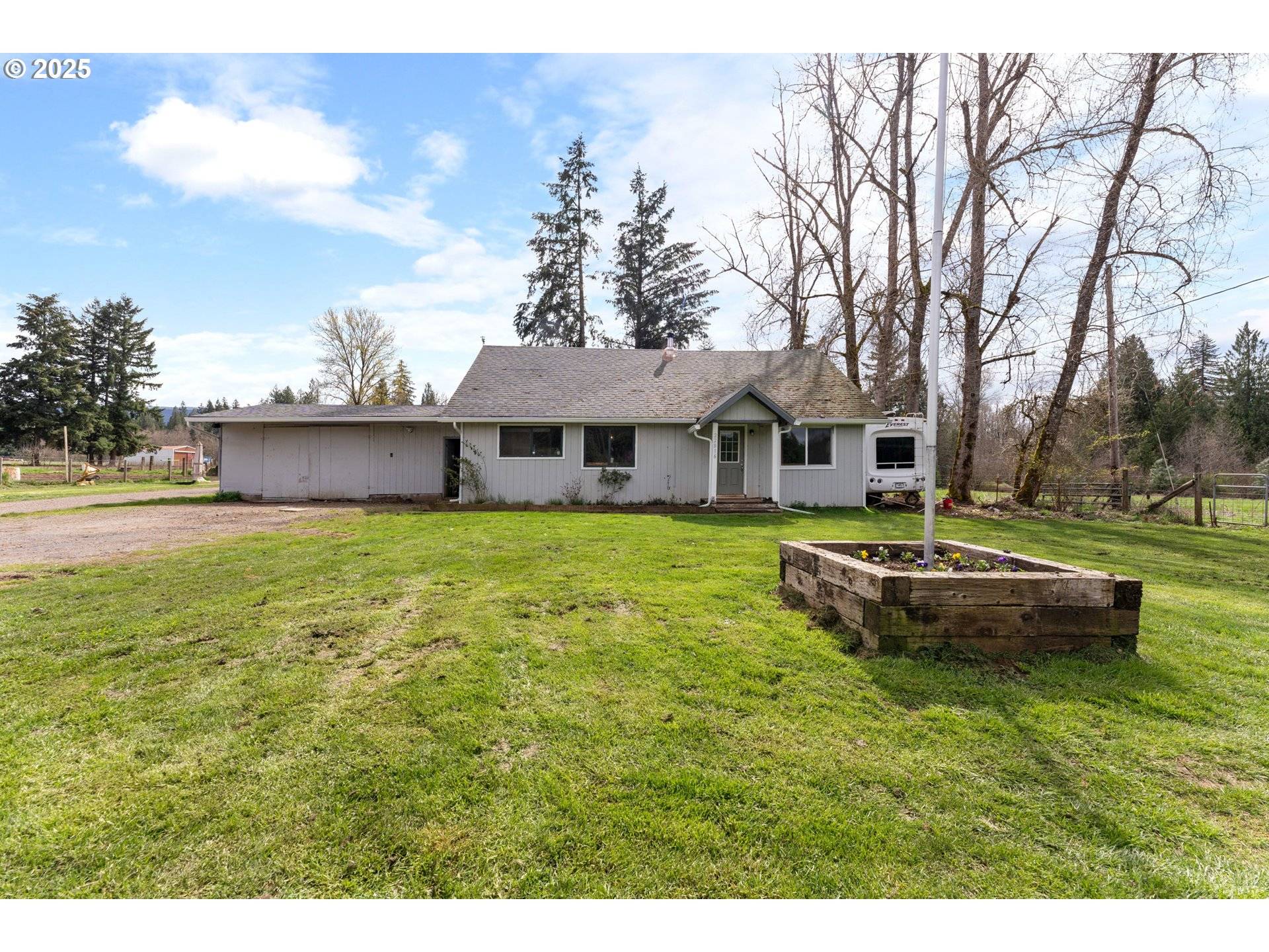 22816 S BONNEY RD, Colton, OR 97017