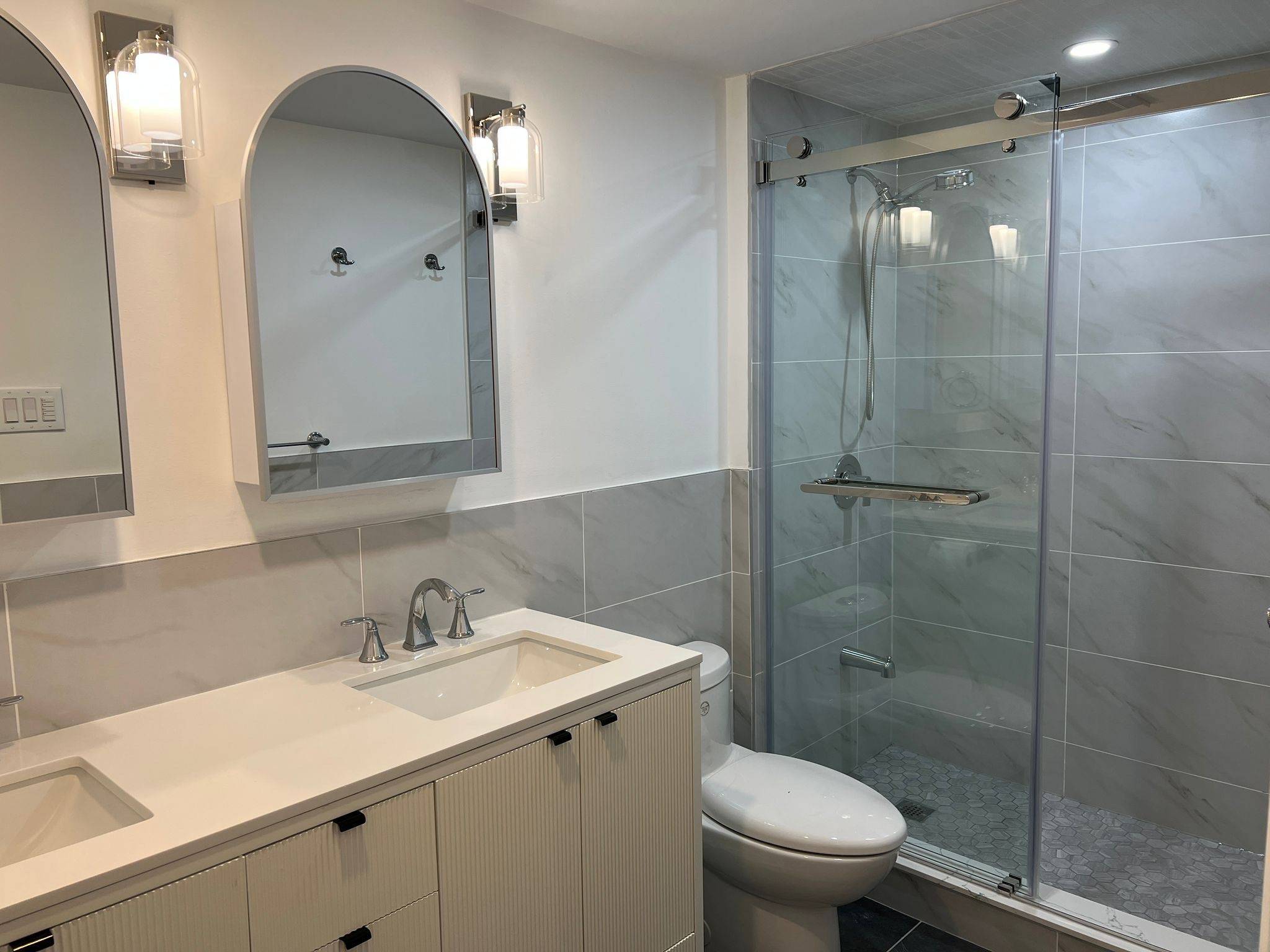 Toronto C15, ON M2J 4W6,53 Hickorynut DR #Ground (Unit B)