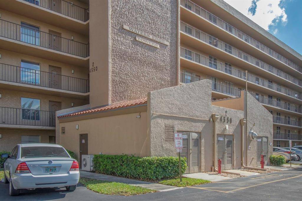 Deerfield Beach, FL 33064,4550 NW 18th Ave #104