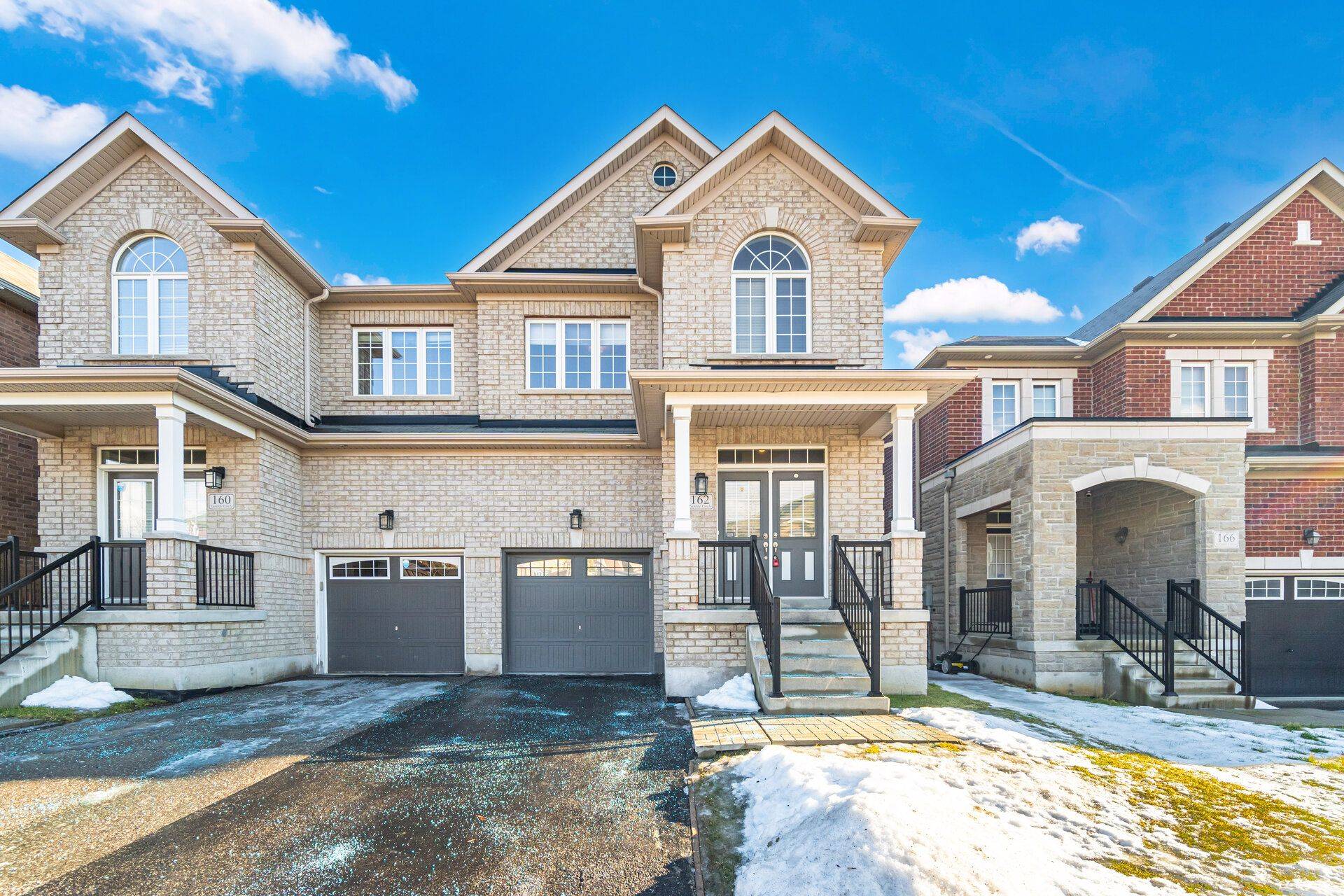Vaughan, ON L4H 1G4,162 Gentile CIR