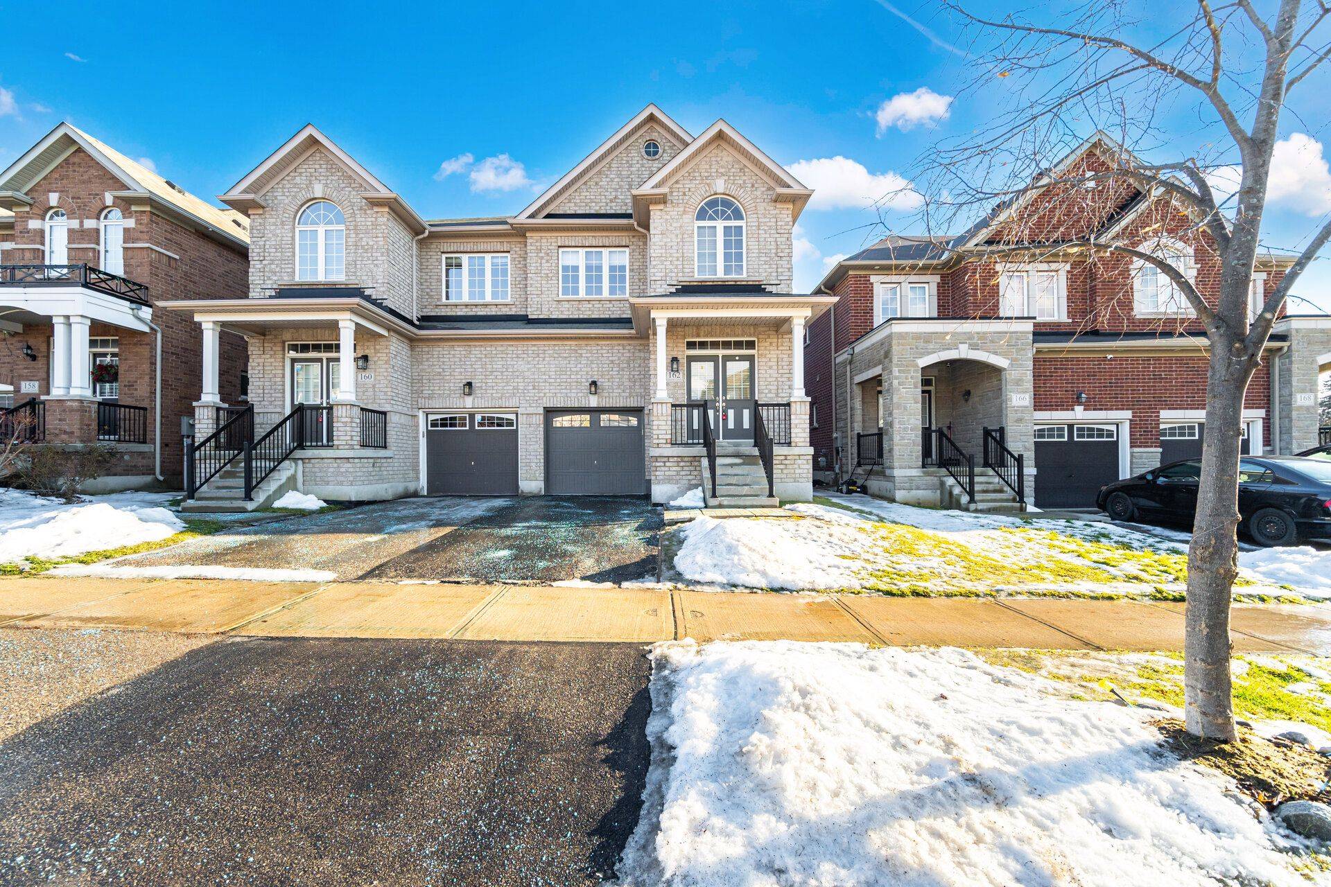 Vaughan, ON L4H 1G4,162 Gentile CIR