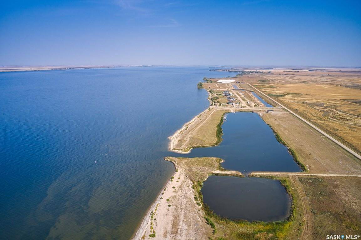 Last Mountain Lake East Side, SK S0G 0Z0,2 Sunset Acres ROAD