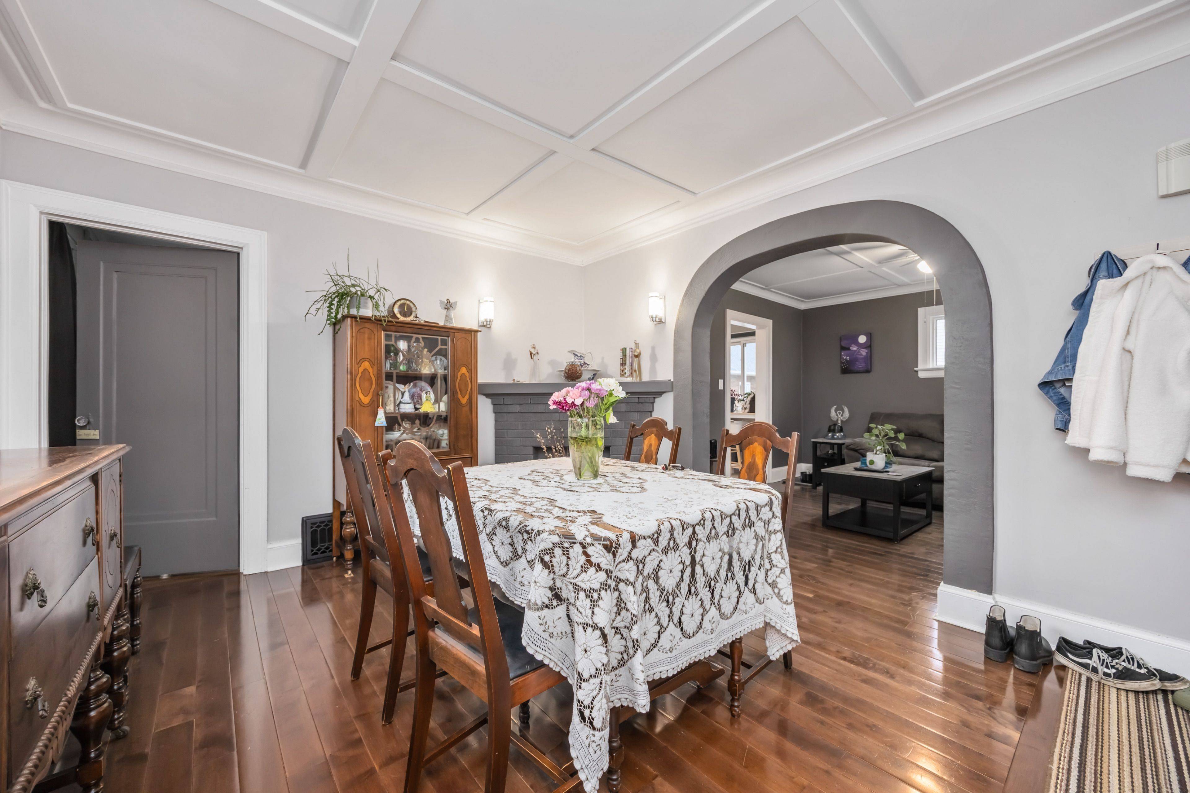 Sarnia, ON N7T 1P9,356 Talfourd ST