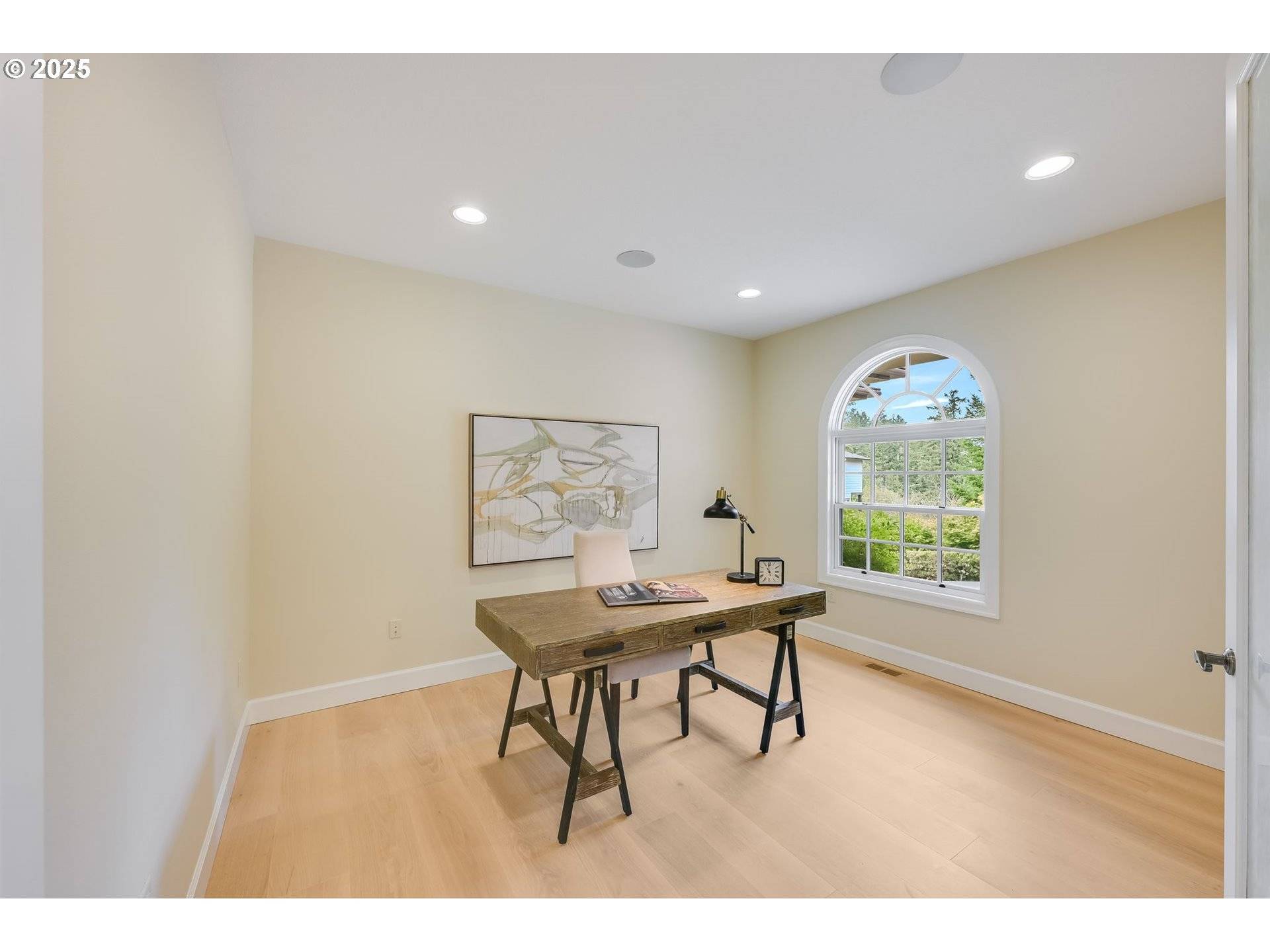 Portland, OR 97229,20 SW 111TH TER