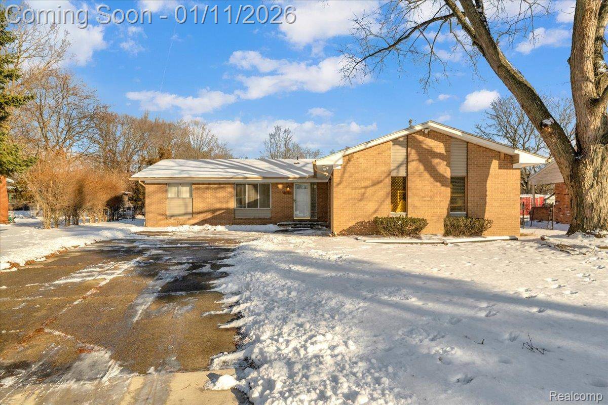 Southfield, MI 48075,20520 Secluded LN