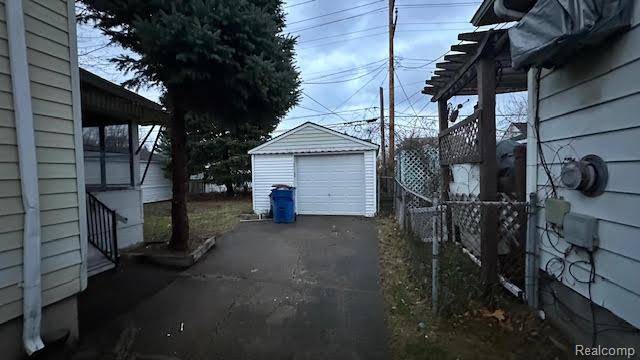 Warren, MI 48089,21030 Dexter BLVD