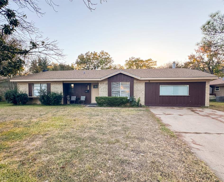 Brownwood, TX 76801,2205 10th Street