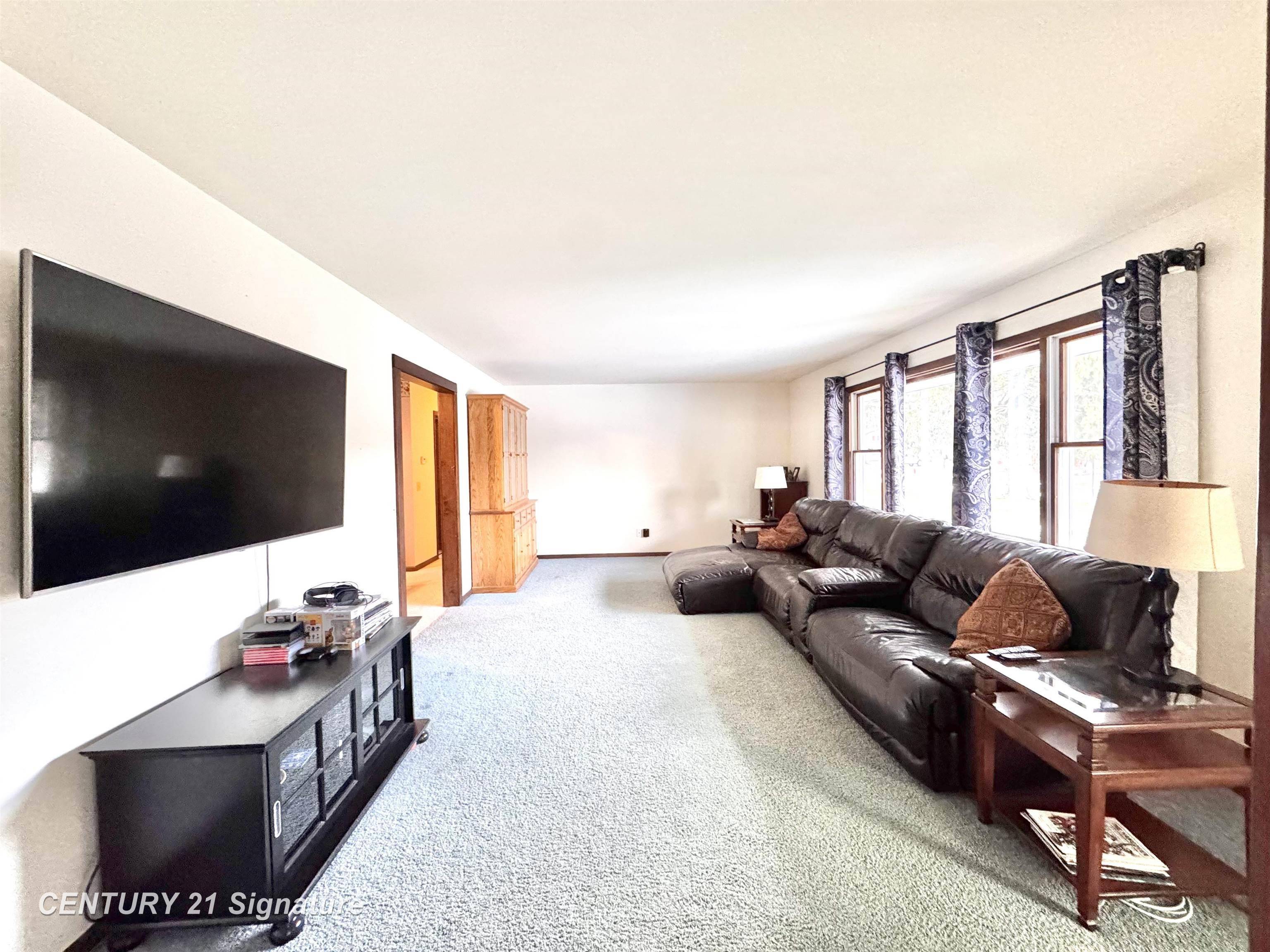 Freeland, MI 48623,12041 Sanders DR