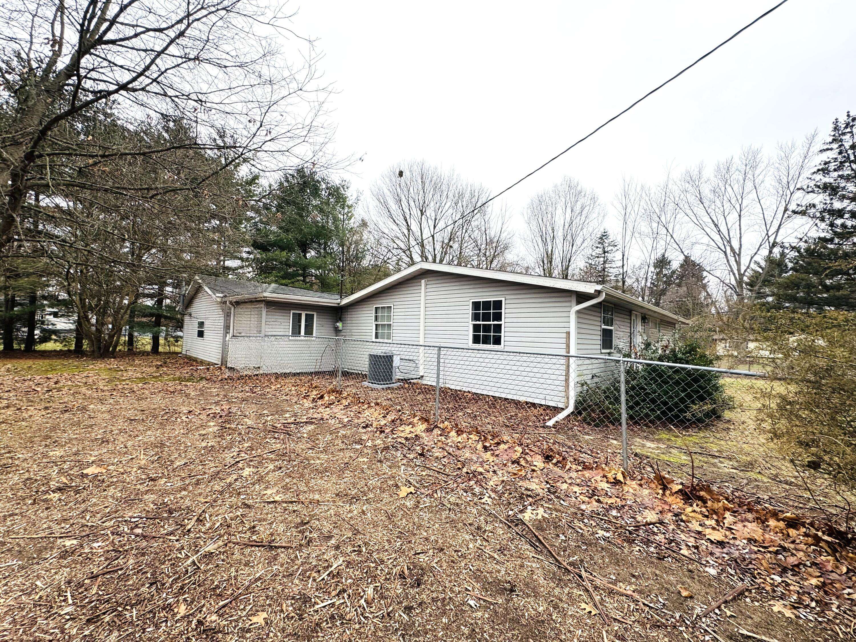 Niles, MI 49120,1404 Mould AVE