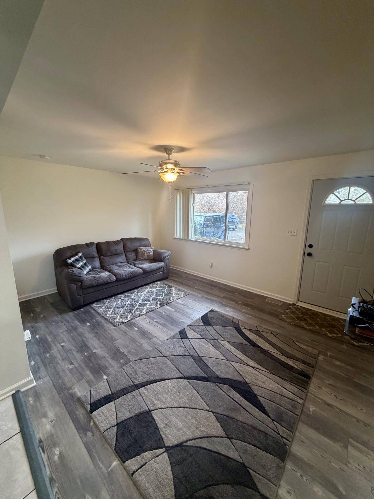 Belleville, MI 48111,45867 Wear RD