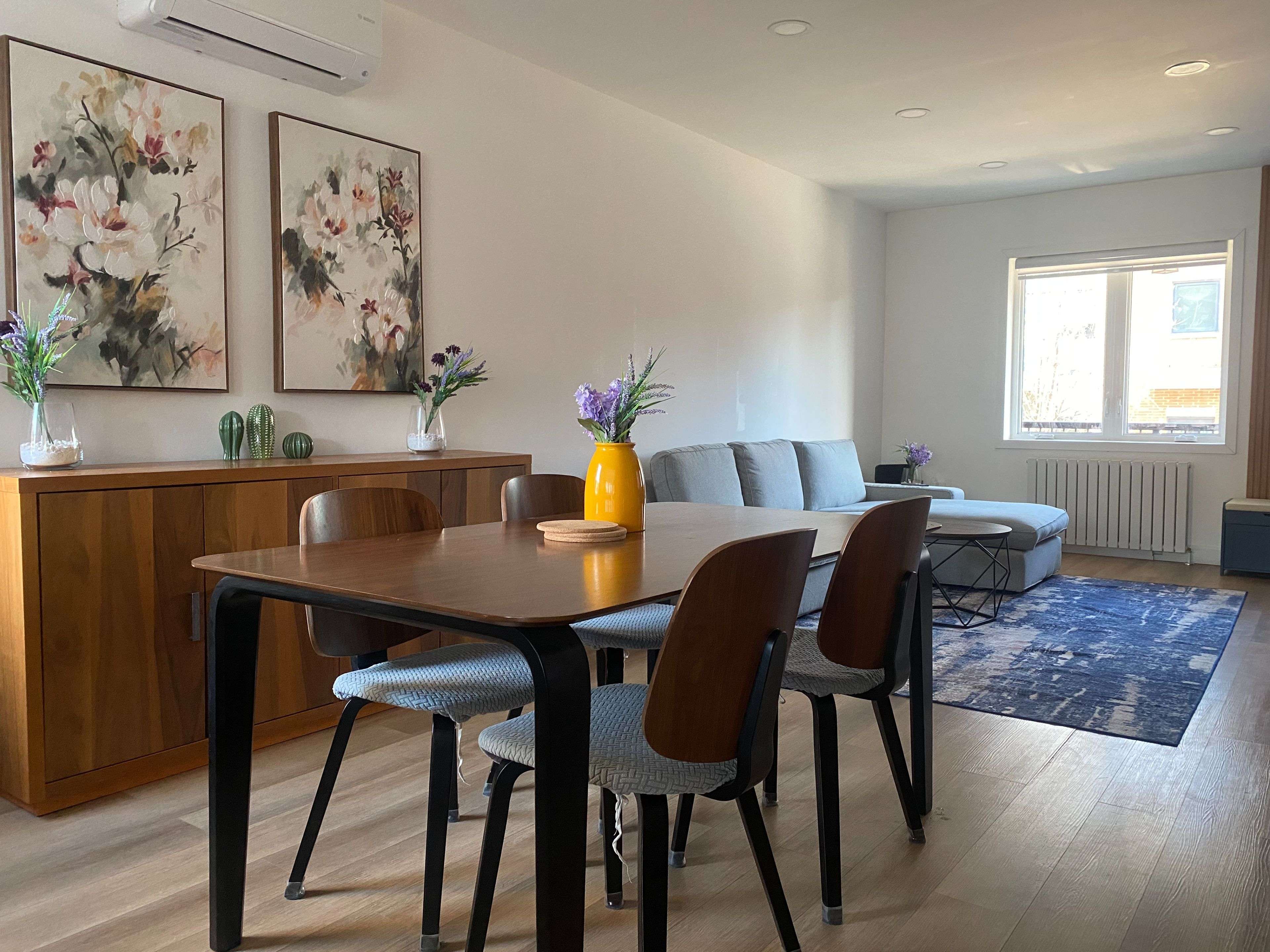 Toronto C08, ON M5A 3B2,42 Arnold AVE