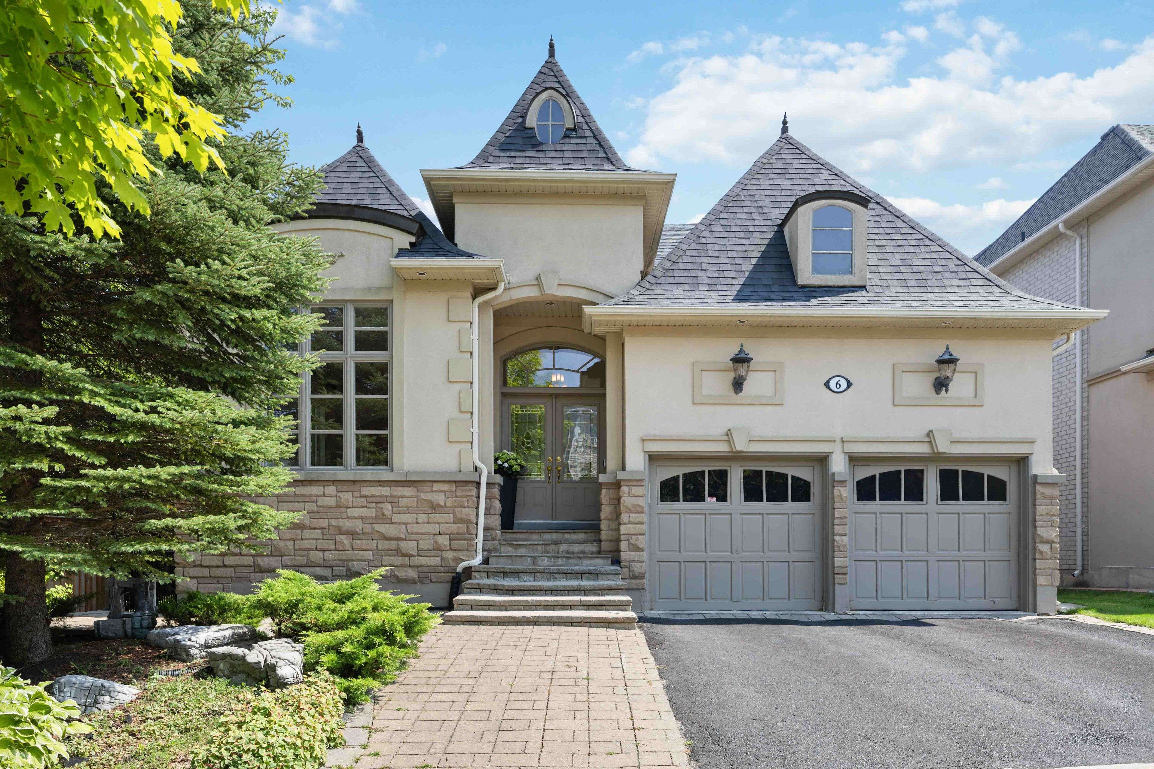 Richmond Hill, ON L4E 4S1,6 Sachet DR