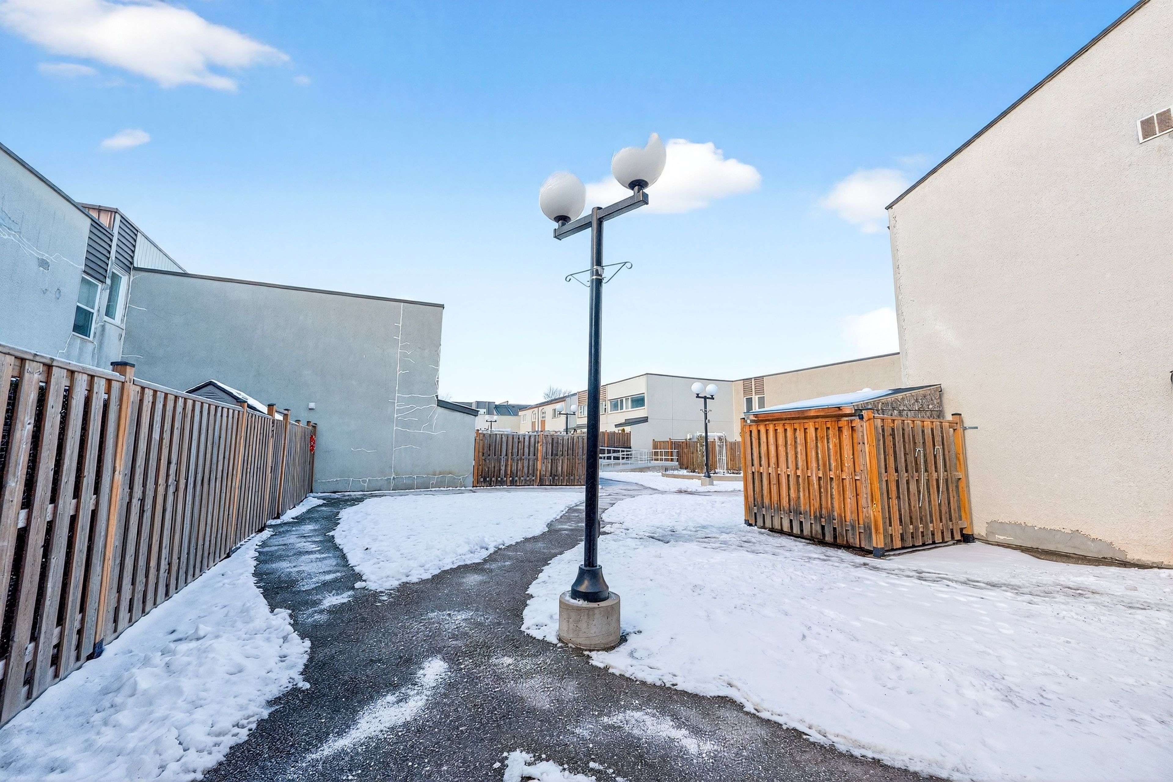 Mississauga, ON L4Y 3X7,3040 Constitution BLVD #103