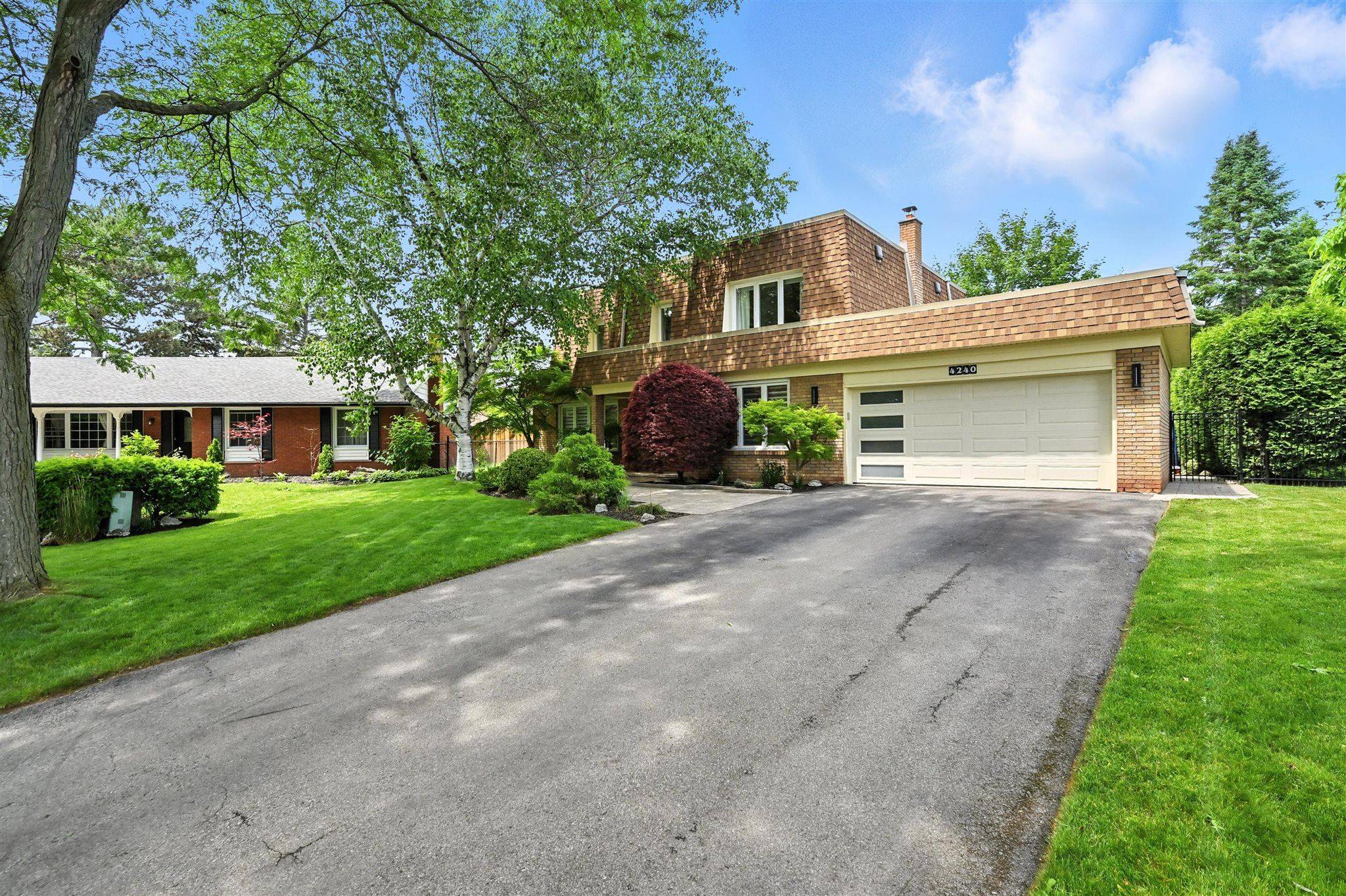 Burlington, ON L7L 1P8,4240 Dunvegan RD