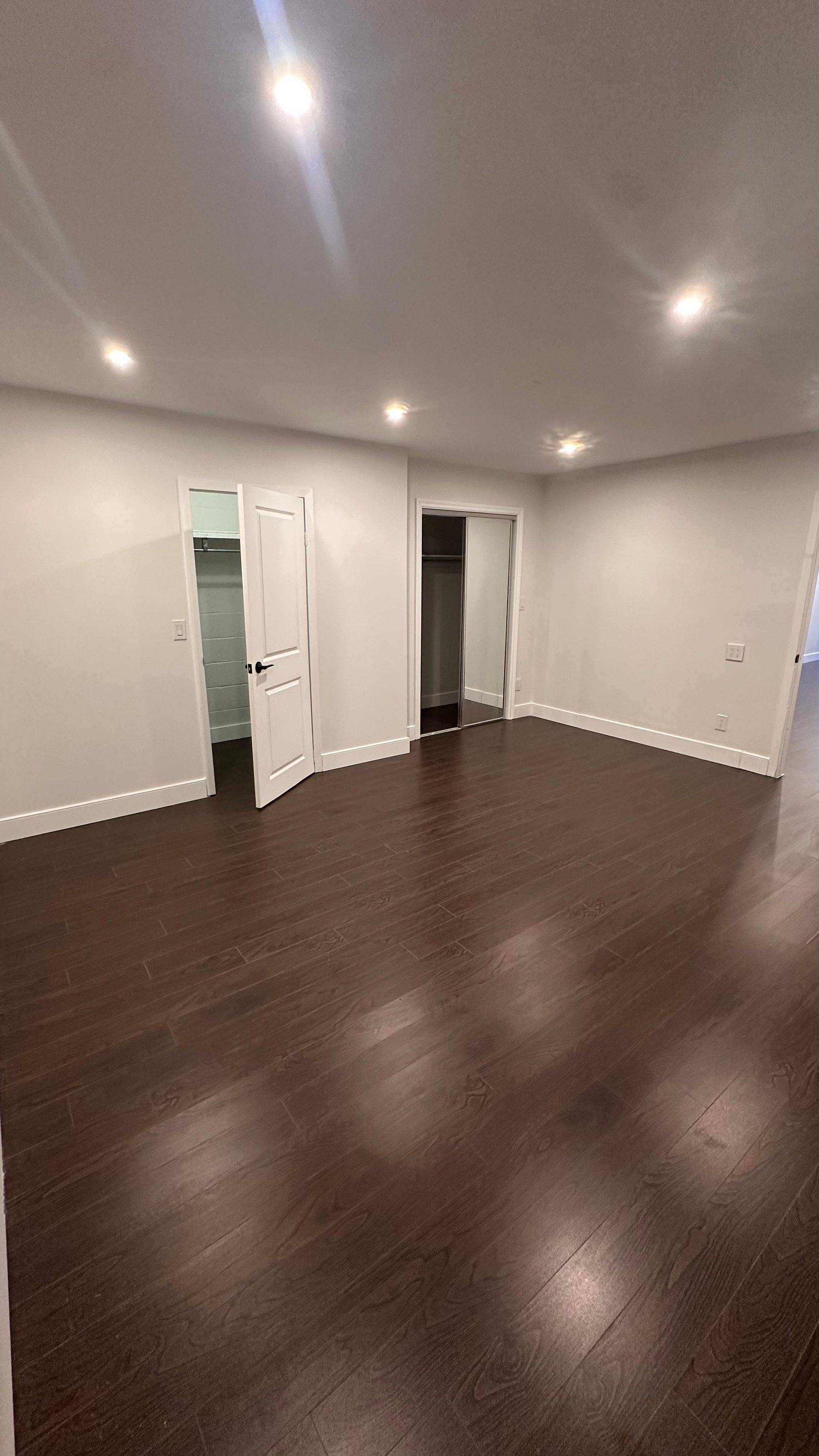 Toronto W02, ON M6H 2H5,1359 Davenport RD