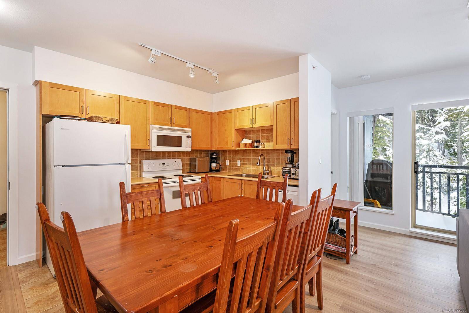 Courtenay, BC V9J 1L0,1280 Alpine Rd #411