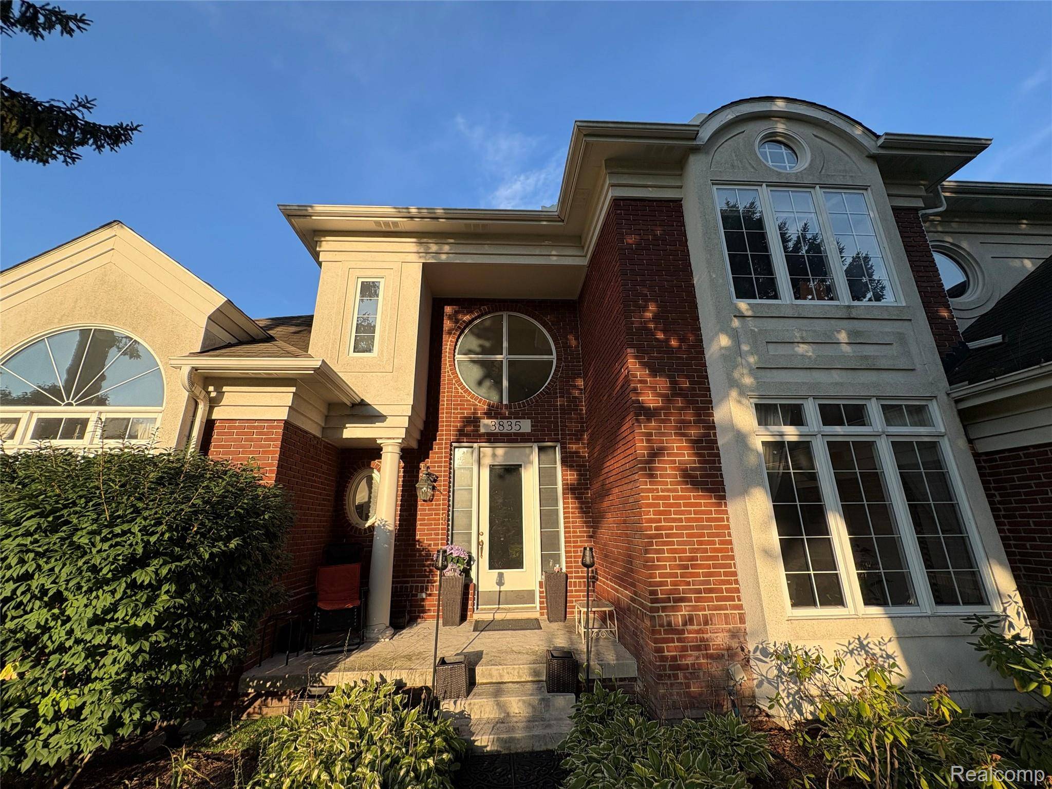 Commerce Twp, MI 48382,3835 RANYA DR