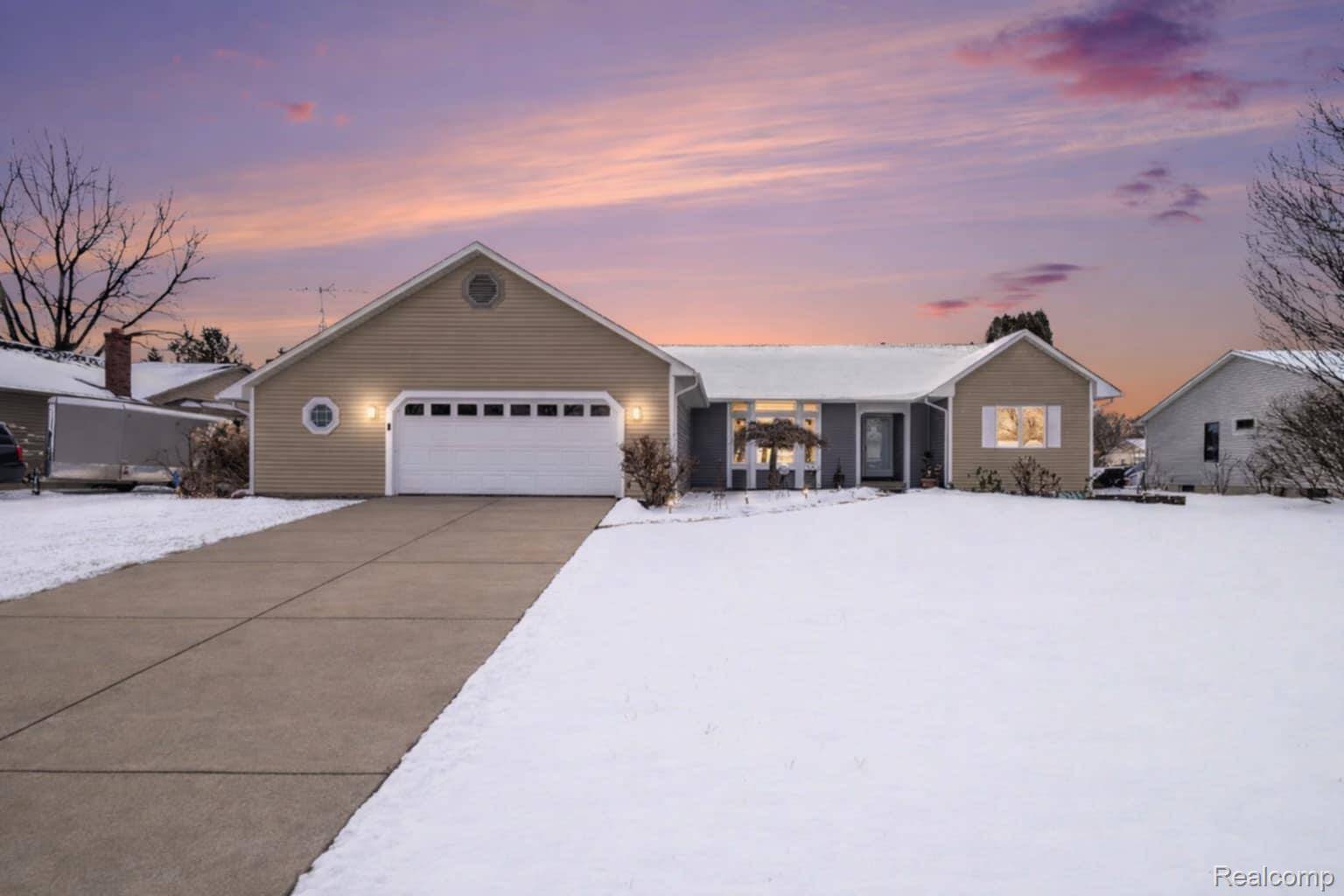 Davison, MI 48423,8412 Bellechasse DR