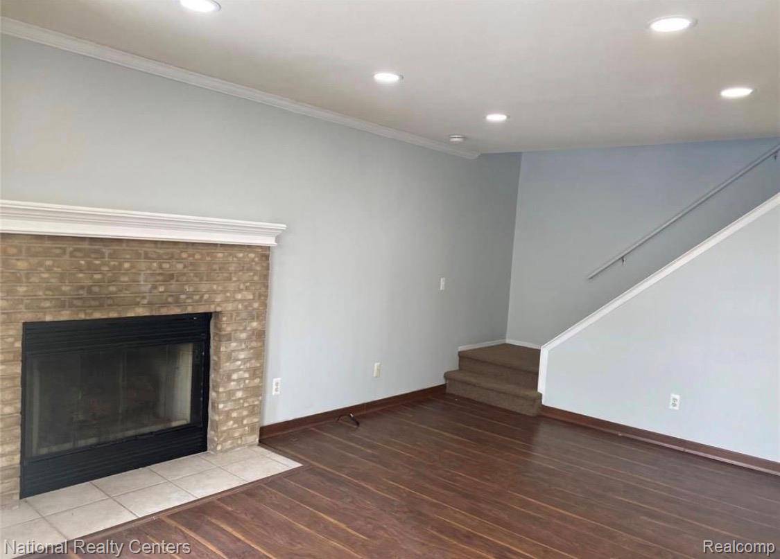 Clinton Township, MI 48038,38915 GOLFVIEW DR E