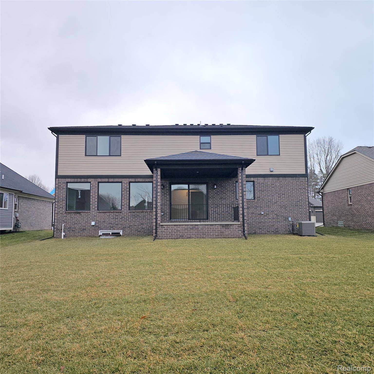 Macomb, MI 48042,50829 Mistwood DR