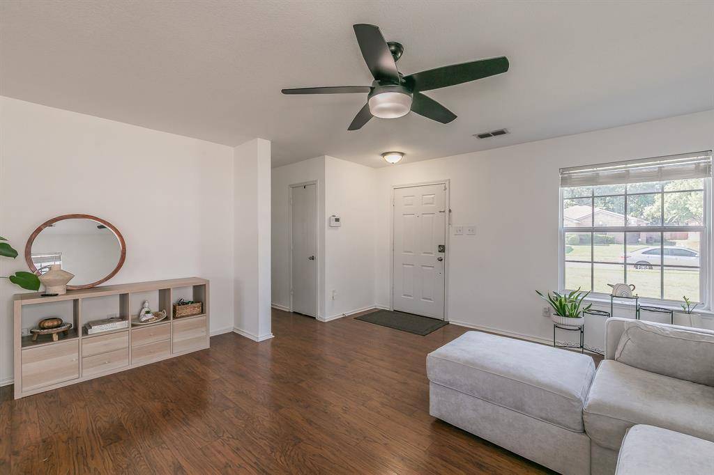 Fort Worth, TX 76120,8025 Hidden Oaks Drive