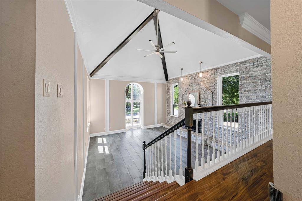 Bedford, TX 76021,817 Shady Lake Drive