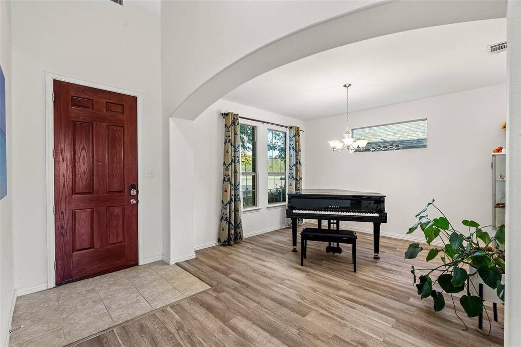 Garland, TX 75040,4519 Forest Bend Court