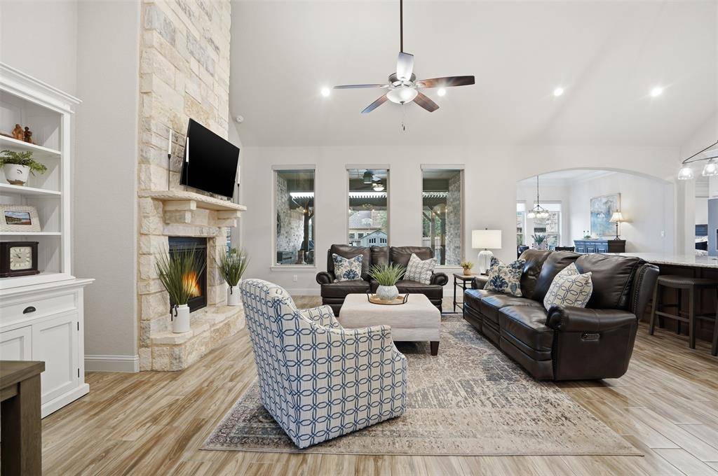 Granbury, TX 76048,1022 Anna Circle