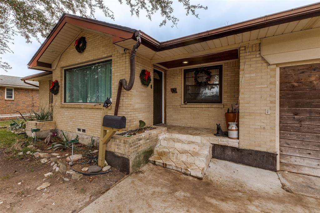 Dallas, TX 75228,11103 Tascosa Street