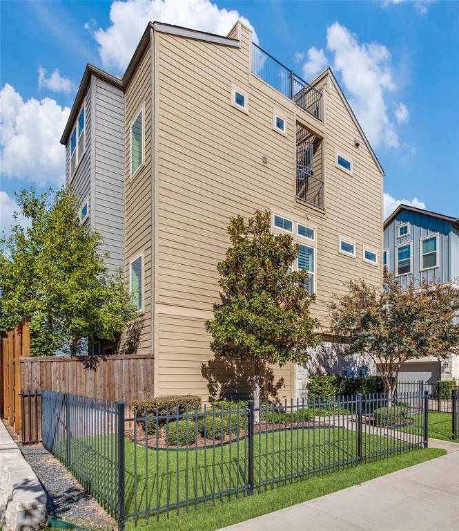 Dallas, TX 75235,5917 Evening Star Place