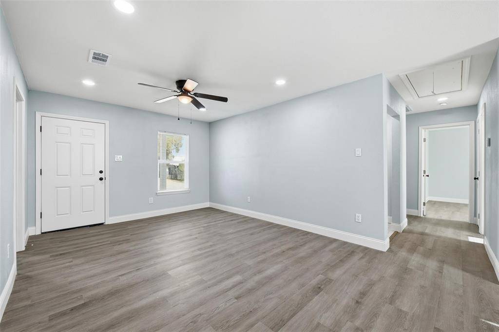 Fort Worth, TX 76105,4324 Crenshaw Avenue