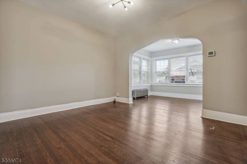 Roselle Boro, NJ 07203,1202 Warren St