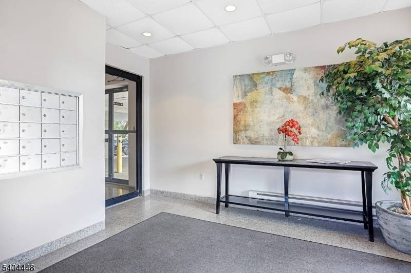 Hackensack City, NJ 07601,850 Main St