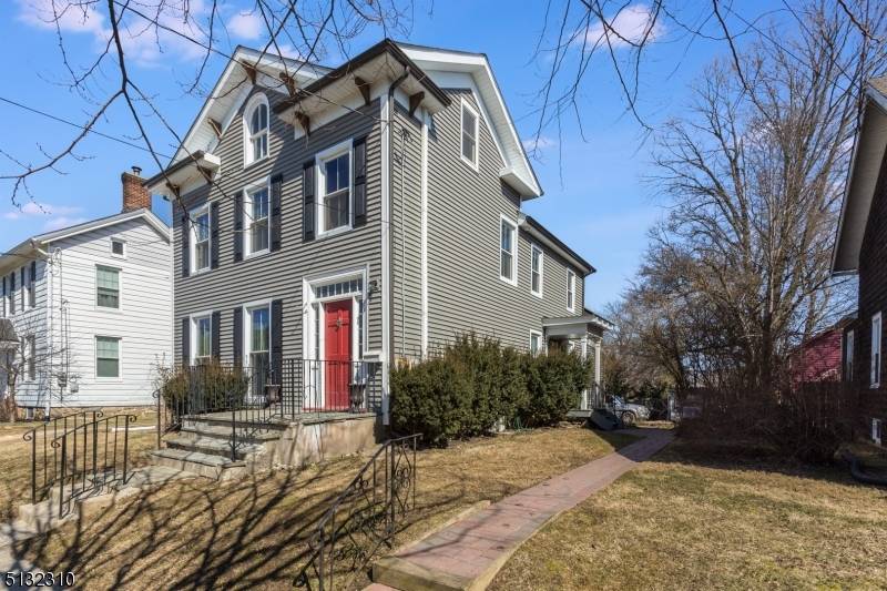 Hackettstown Town, NJ 07840,211 Washington St #2