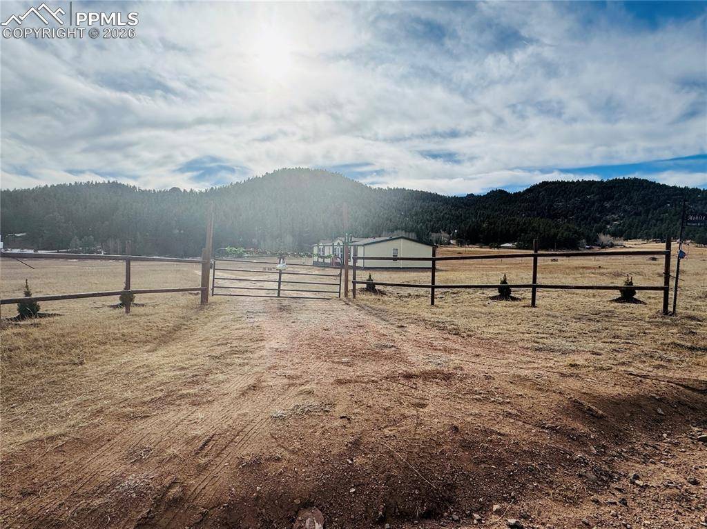 Florissant, CO 80816,966 County Road 411