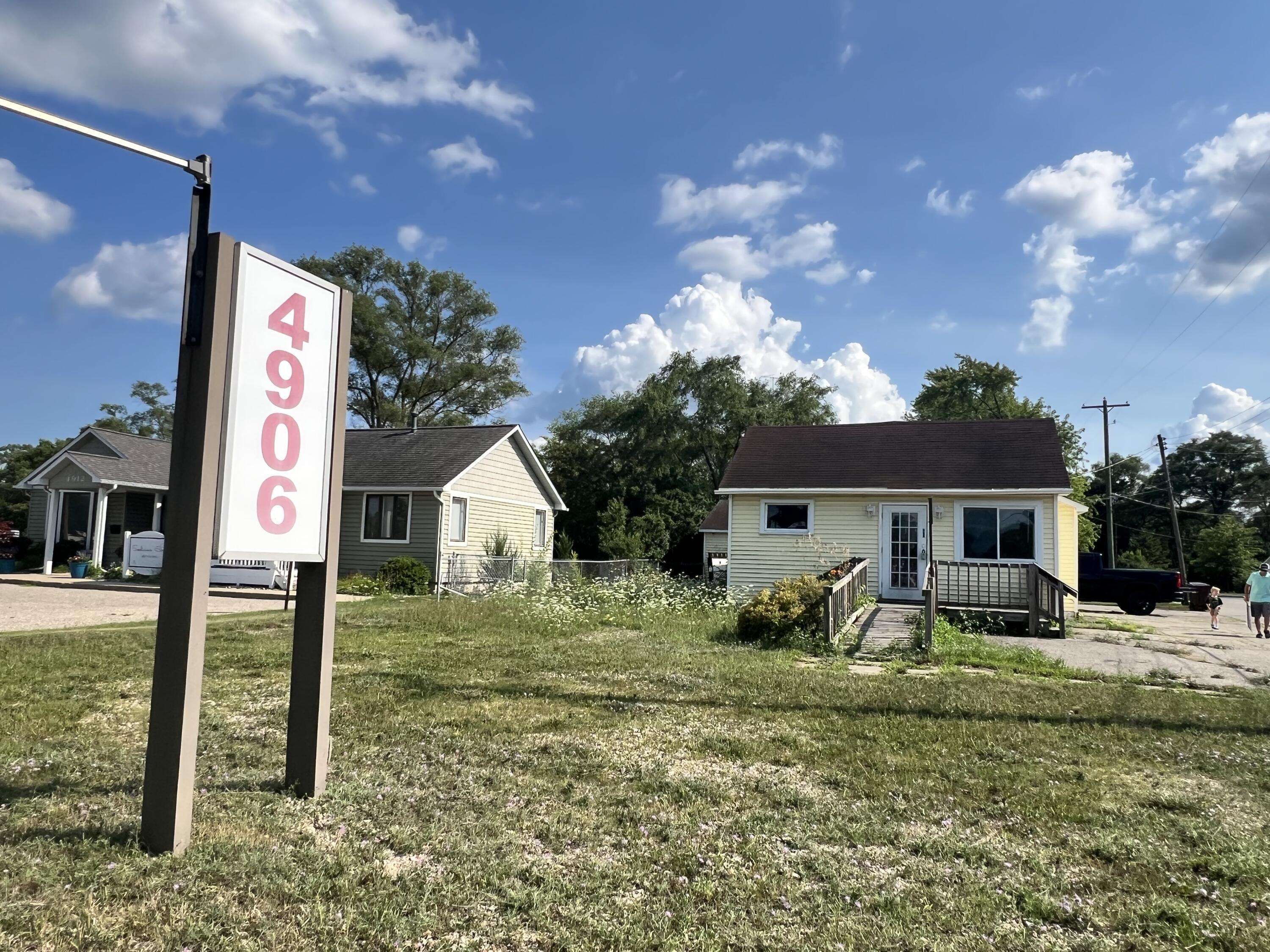 4906 E Pickard ST, Union Twp, MI 48858