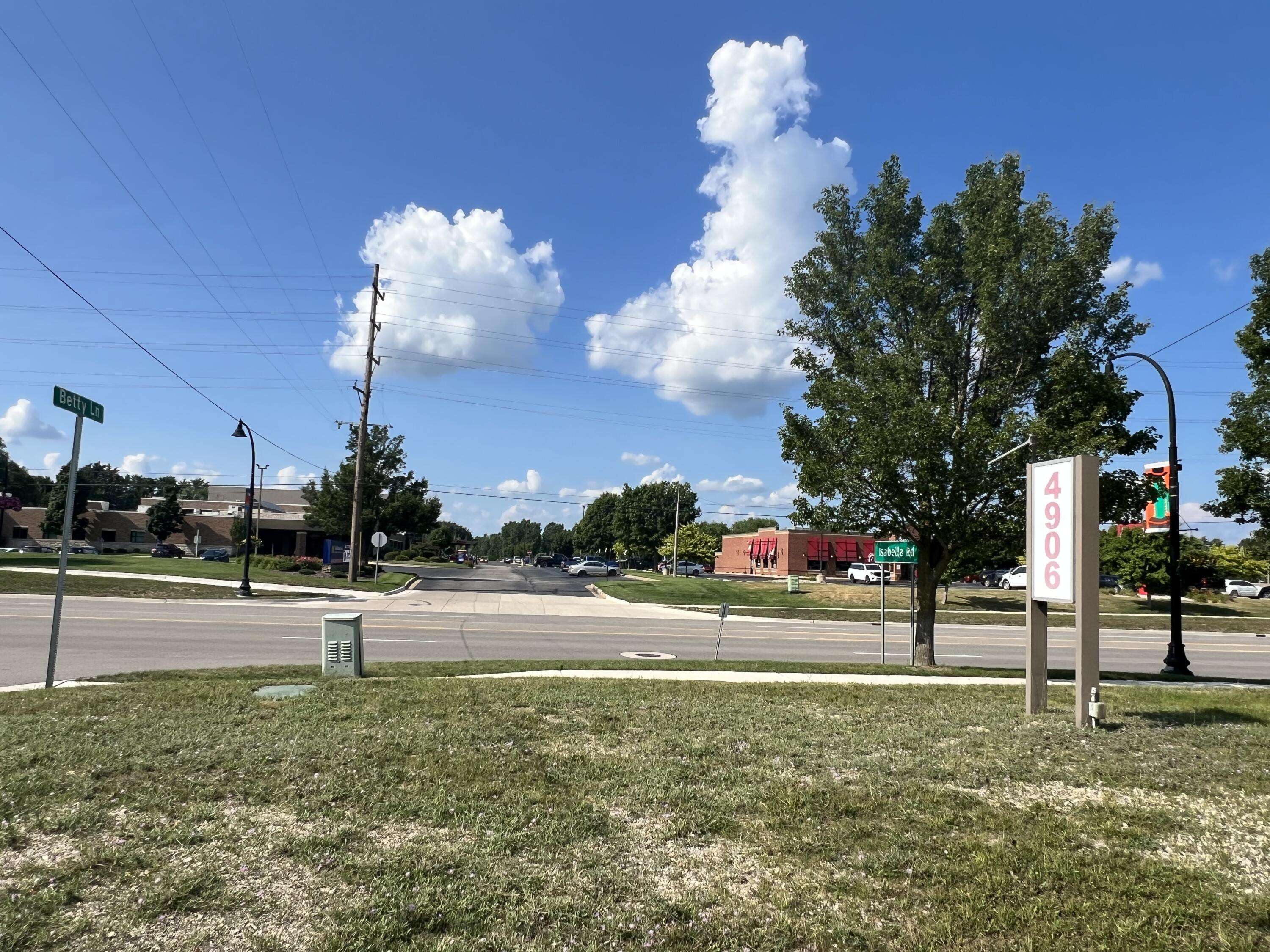 4906 E Pickard ST, Union Twp, MI 48858