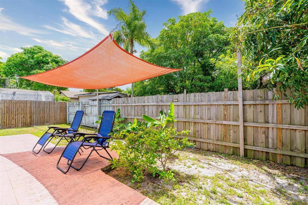 Miramar, FL 33023,7160 Venetian St