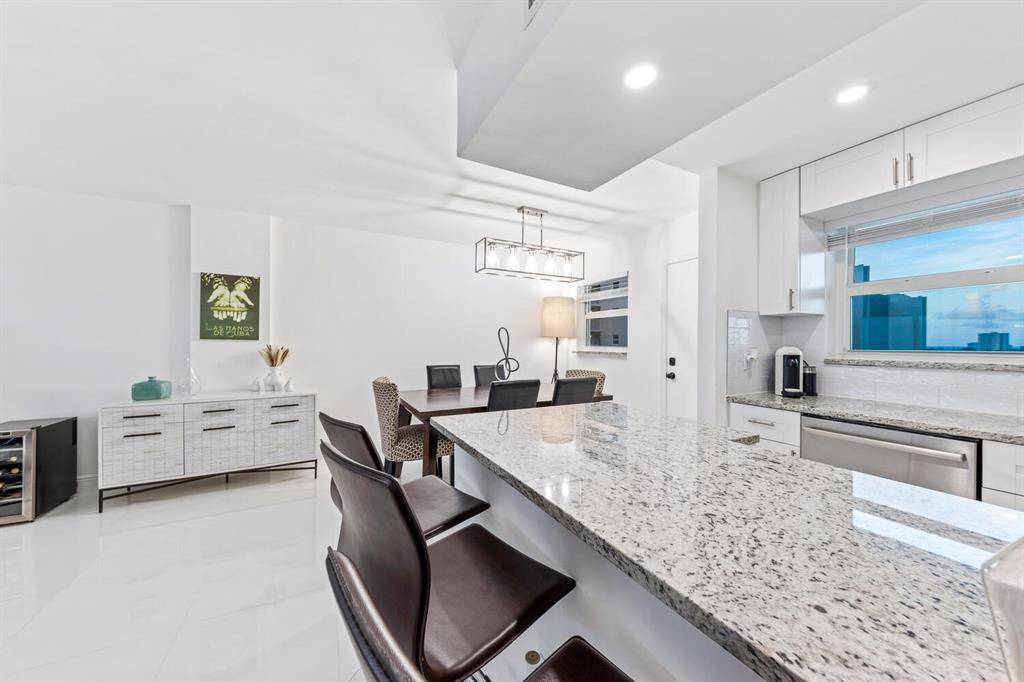 Pompano Beach, FL 33062,801 S Federal Hwy #906