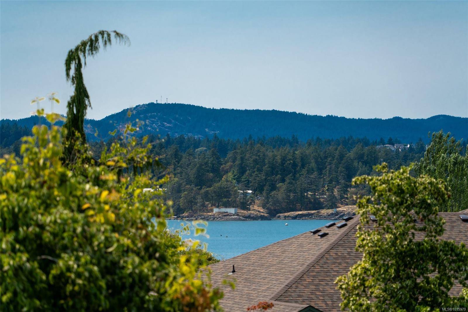 View Royal, BC V9A 7K2,126 Hallowell Rd #22